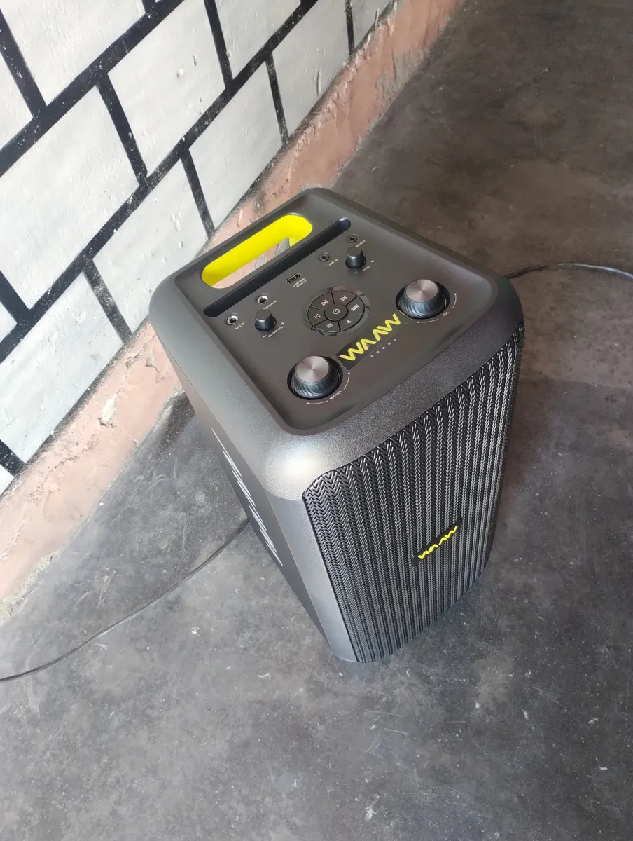 Detalhe de LEDs e painel